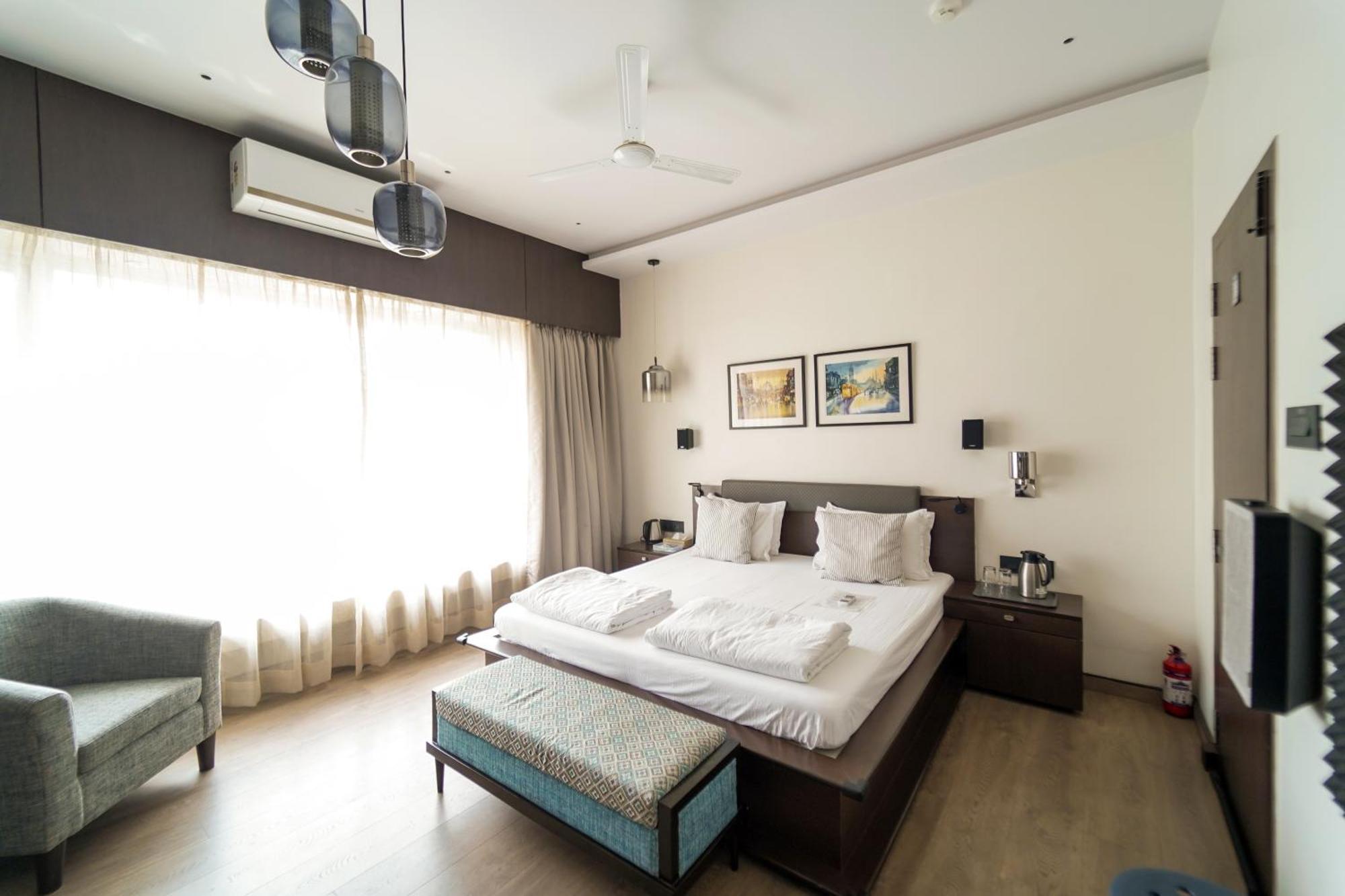 Central Bed & Breakfast Kolkata Exterior photo