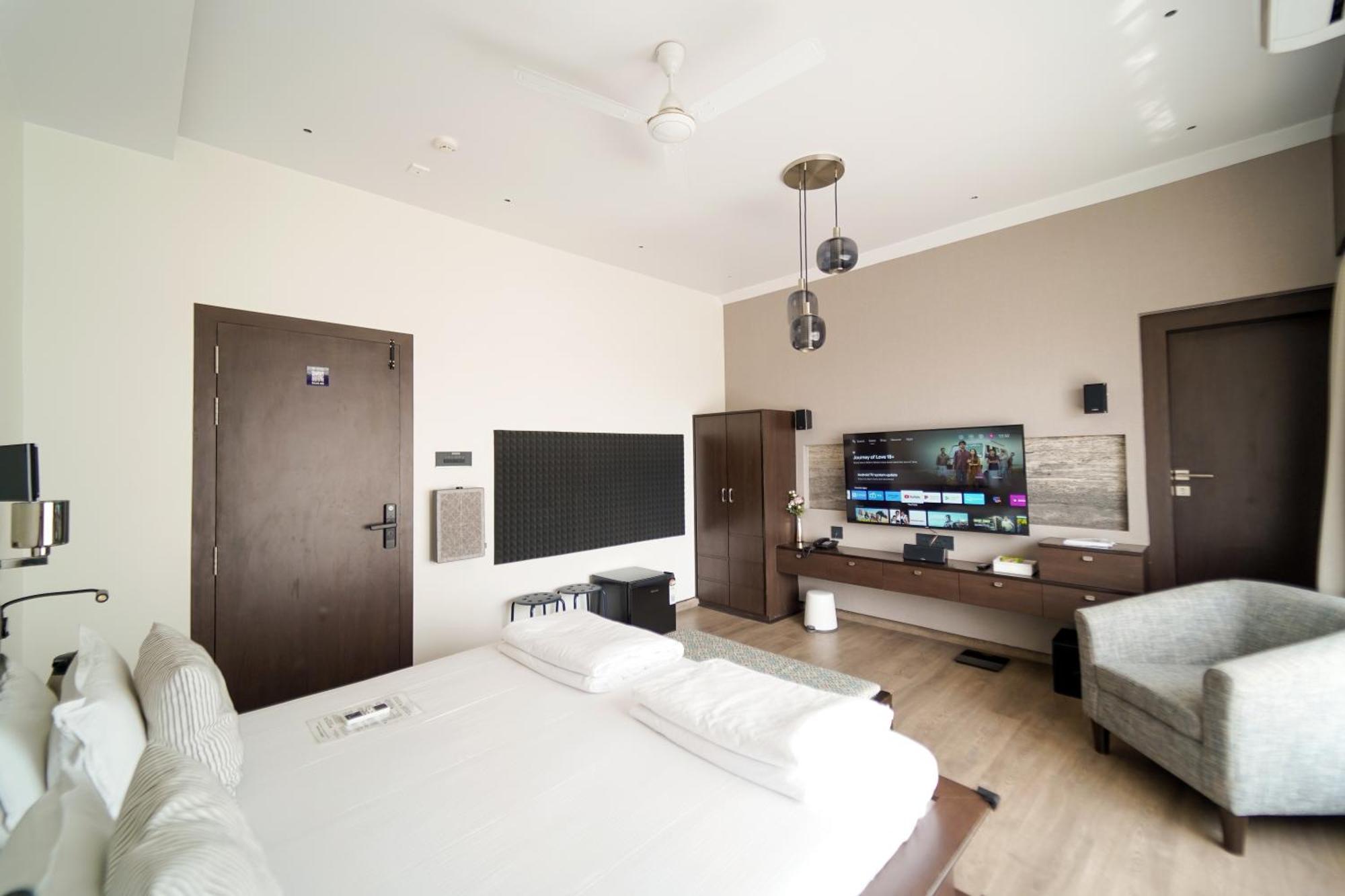 Central Bed & Breakfast Kolkata Exterior photo